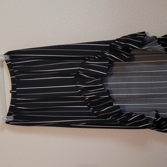 Dressy Summer Lg - Picture 8 of 8